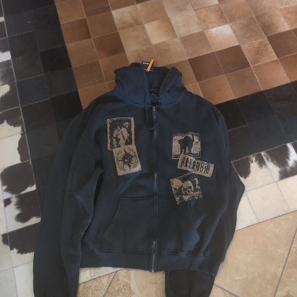 Minga of London sweatshirt size XXL New